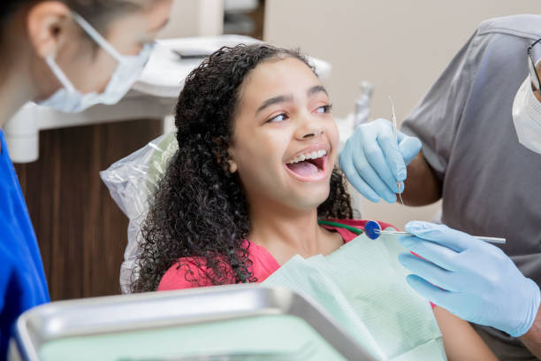 Best Emergency Root Canal Treatment in Fostoria, OH